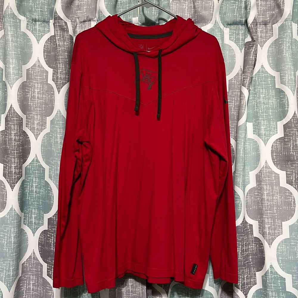 Tampa Bay Buccaneers hooded shirt by Nike